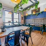 House 招待所 安布尔塞德