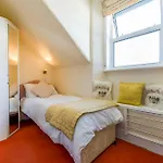 House 招待所 安布尔塞德